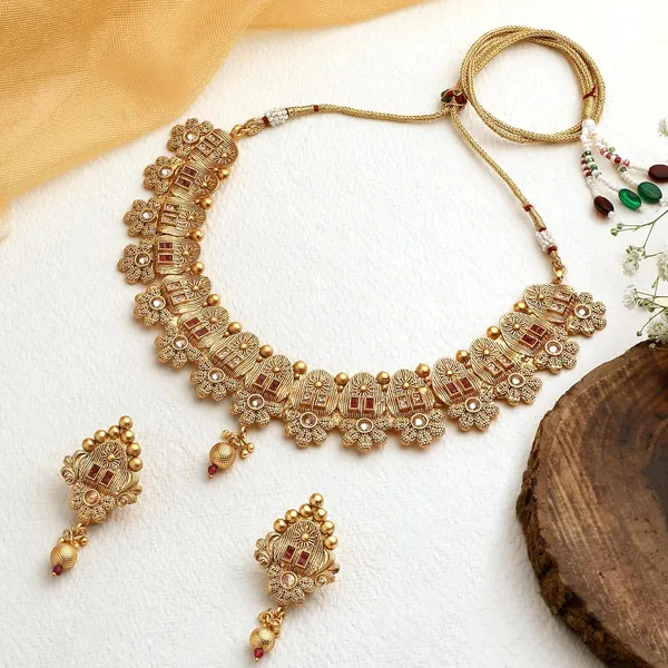 Gold_Antiquerajwadi_Matte_Gold_Plated_Semi_-_Precious_Stones_Studded_Statement_Necklace_With_Earrings_And_Maang_Tika_For_Women_And_Girls