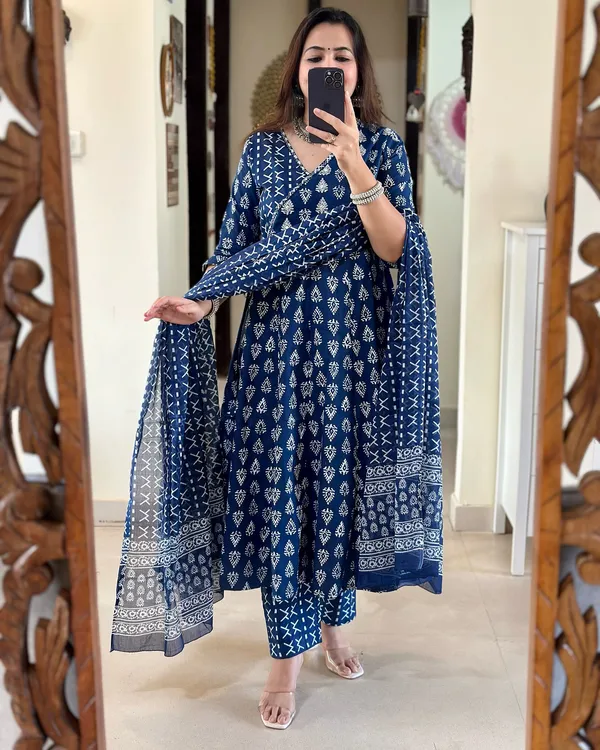 Blue_Cotton_Printed_Kurta_Set_For_Women