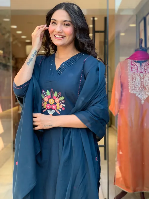 Navy_Blue_Cotton_Printed_Kurta_Set_For_Women