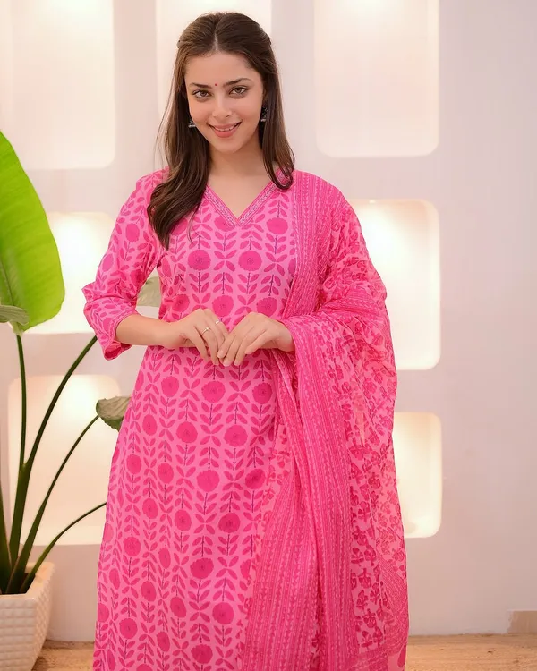 Pink_Cotton_Printed_Kurta_Set_For_Women