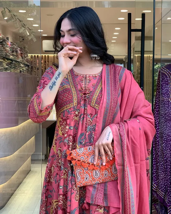 Pink_Cotton_Printed_Kurta_Set_For_Women