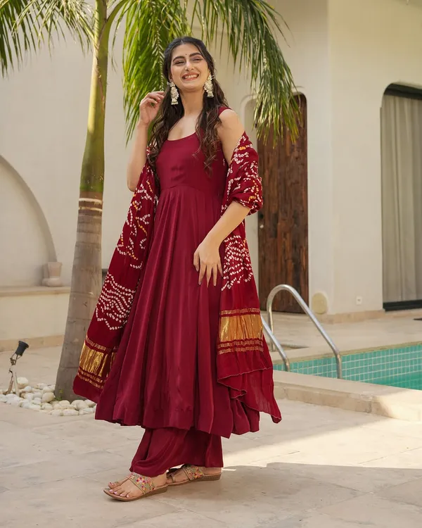 Red_Cotton_Printed_Kurta_Set_For_Women