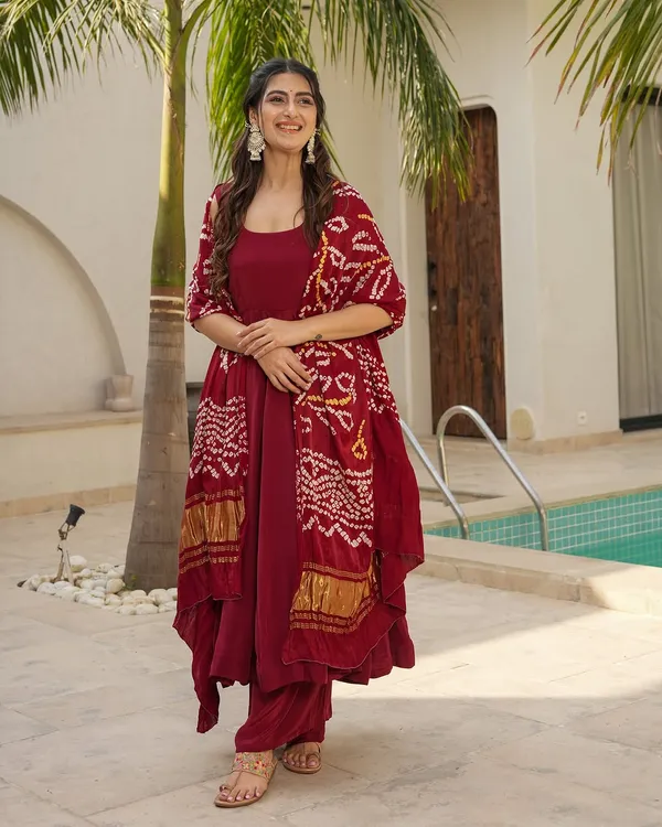 Red_Cotton_Printed_Kurta_Set_For_Women