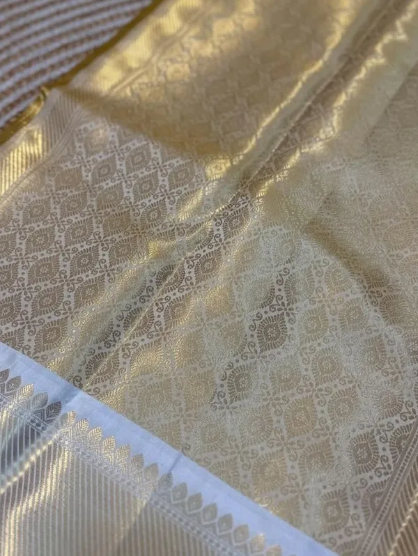 Banarasi_Gold_Kanjivaram_Inspired_Tissue_Silk_Wedding_Collection_Saree_With_Unstitched_Blouse_Piece