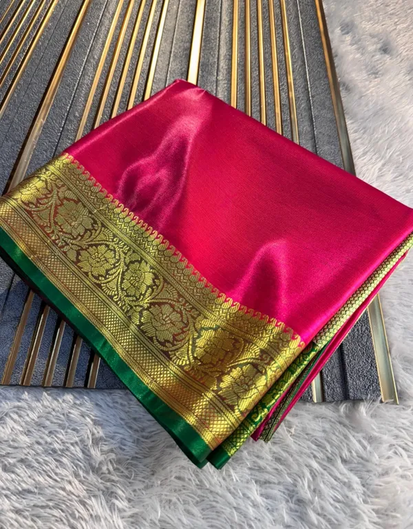 Banarasi_Satin_Silk_Saree_With_Dual_tone_Pattern