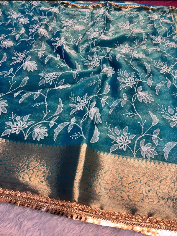 Organza_Shimmer_Silk_Chikankari_Embroidery_Saree_With_Designer_Lace