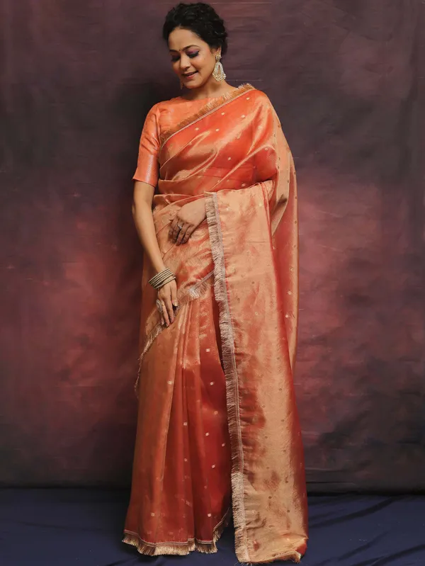 Banarasi_Tissue_Silk_Saree_With_Zari_Booti_Work_And_Lace