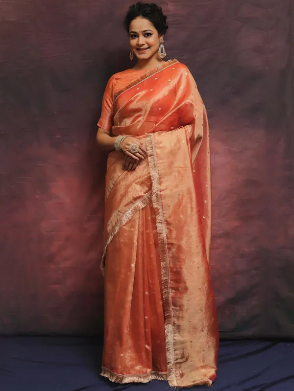 Banarasi_Tissue_Silk_Saree_With_Zari_Booti_Work_And_Lace