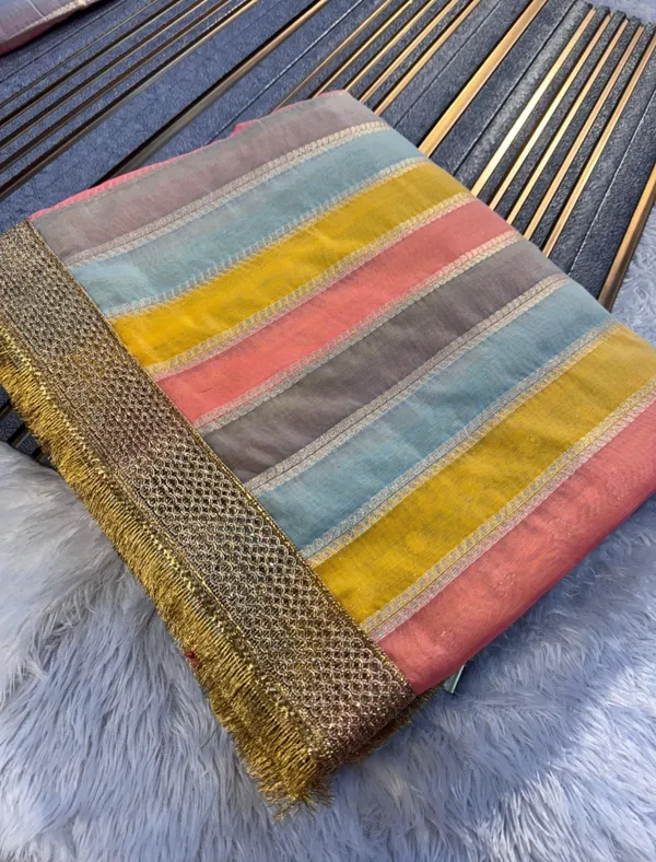 Linen_Silk_Saree_With_Designer_Sequence_Lace