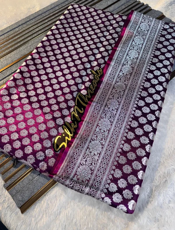 Banarasi_Satin_Silk_Silver_Zari_Saree_With_Dual_Shaded_Tone_Pattern