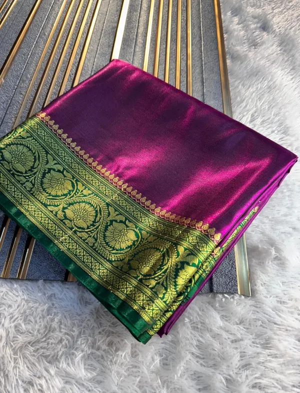 Banarasi_Satin_Silk_Saree_With_Dual_tone_Pattern