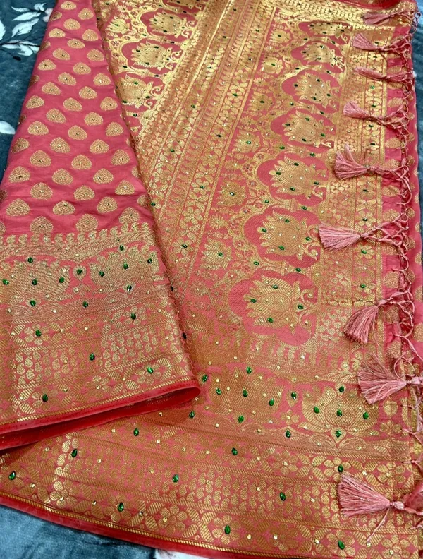 Banarasi_Silk_Multicolour_Stone_Saree_with_Tassels_With_Unstitched_Blouse_Piece