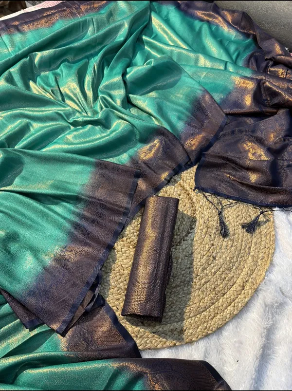 Kubera_Pattu_Green_Softy_Silk_Saree_With_Ethnic_Motif_Copper_Zari_With_Unstitched_Blouse_Piece
