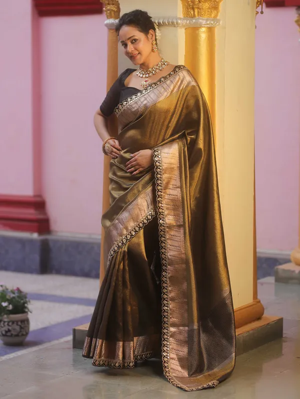 Banarasi_Tissue_Silk_Saree_with_Designer_Lace
