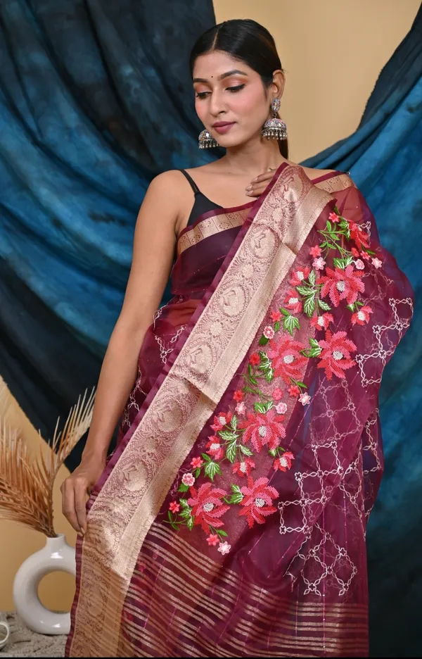 Organza_Silk_Resham_Embroidery_Saree_With_Sequence_With_Unstitched_Blouse_Piece