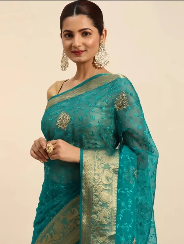 Organza_Silk_Resham_Embroidery_Saree_With_Tassels_With_Unstitched_Blouse_Piece