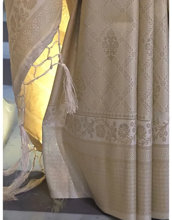 Kubera_Pattu_Cream_Softy_Silk_Saree_With_Ethnic_Motif_Copper_Zari_With_Unstitched_Blouse_Piece
