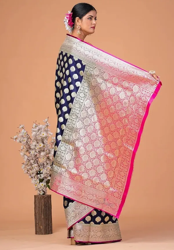 Banarasi_Navy_Blue_Semi_Katan_Silk_Patli_Design_Saree_With_Unstitched_Blouse_Piece