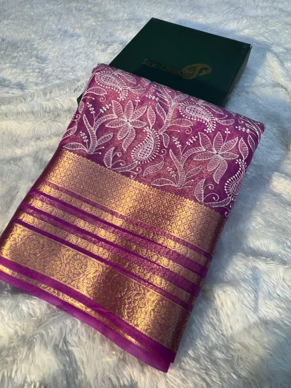 Never_Seen_Before_Organza_Shimmer_Silk_Chikankari_Saree
