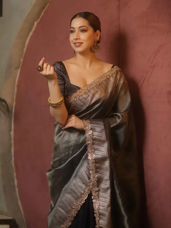 Banarasi_Tissue_Silk_Saree_with_Designer_Lace