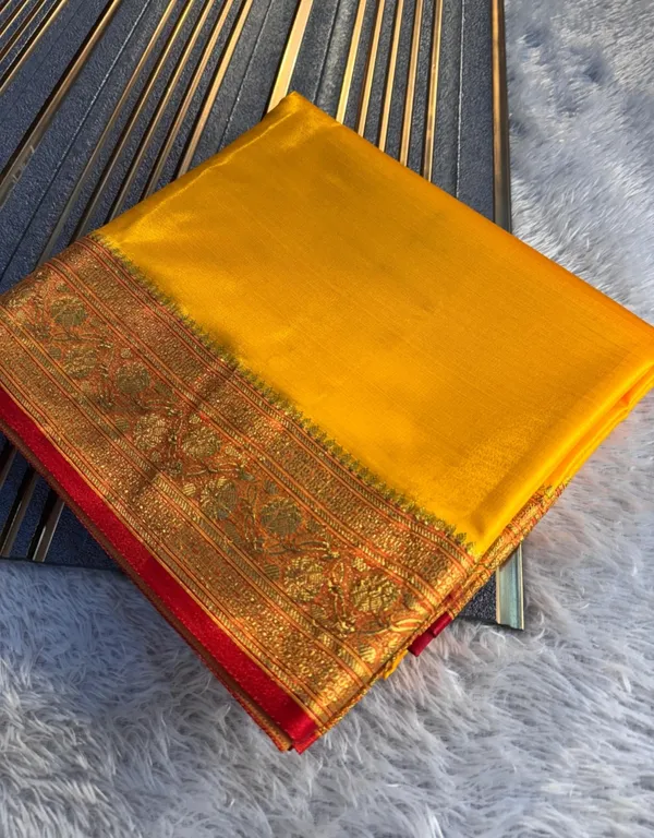 Banarasi_Satin_Silk_Saree_With_Dual_tone_Pattern