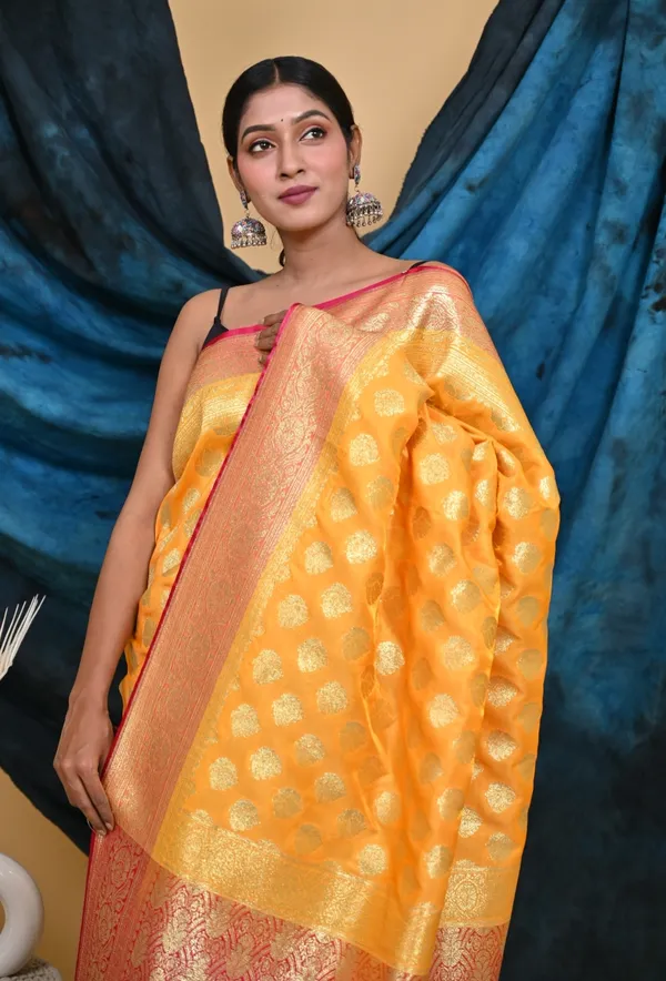 Banarasi_Gold_Semi_Katan_Silk_Patli_Design_Saree_With_Unstitched_Blouse_Piece