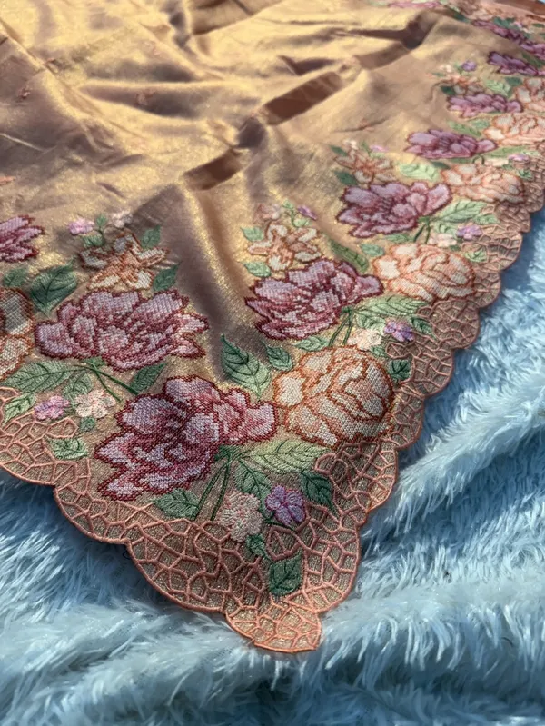 Banarasi_Tissue_Silk_Saree_With_Resham_Embroidery_Work_And_Scalloped_Border_With_Unstitched_Blouse_Piece
