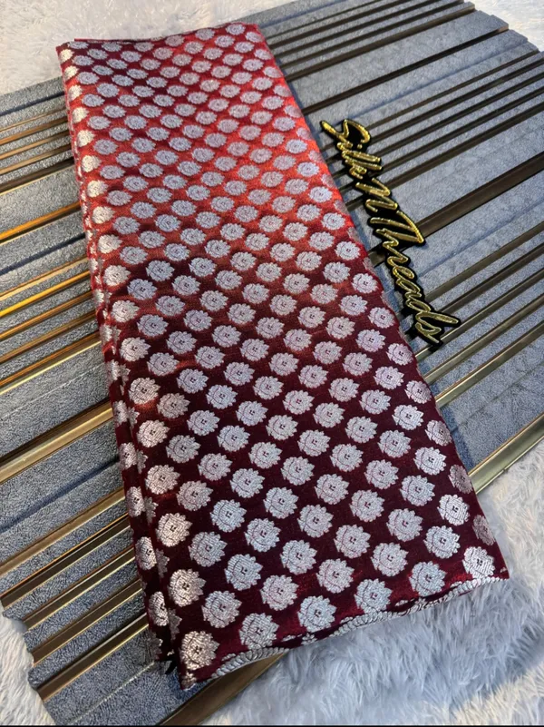Banarasi_Satin_Silk_Silver_Zari_Saree_With_Dual_Shaded_Tone_Pattern