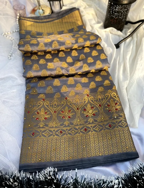Banarasi_Silk_Multicolour_Stone_Saree_with_Tassels_With_Unstitched_Blouse_Piece