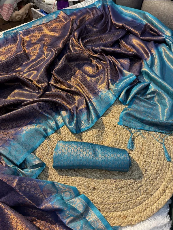 Kubera_Pattu_Navy_Blue_Softy_Silk_Saree_With_Ethnic_Motif_Copper_Zari_With_Unstitched_Blouse_Piece