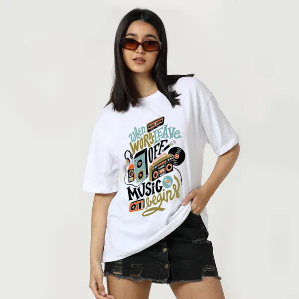 White_Cotton_Blend_Printed_Round_Neck_Half_Sleeve_Oversized_T-Shirt_For_Women