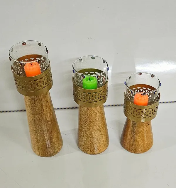 Brown_Metal_Tea_Light_Candle_Holder_For_Home_Decoration_,_Showpiece_For_Home_Living_Room