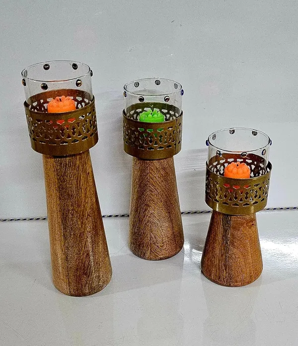 Brown_Metal_Tea_Light_Candle_Holder_For_Home_Decoration_,_Showpiece_For_Home_Living_Room