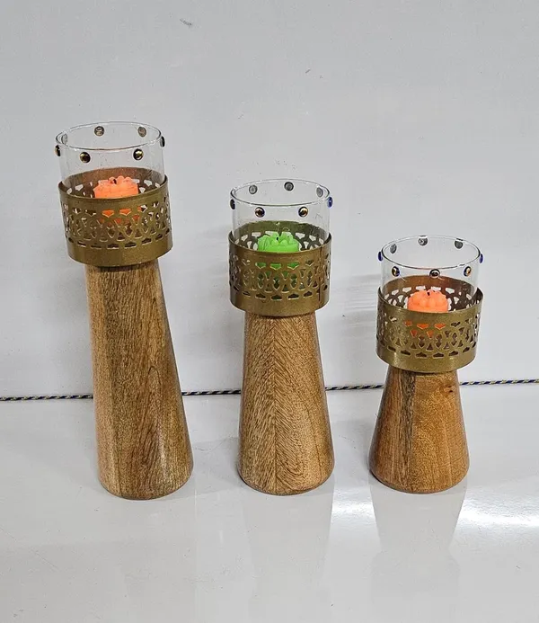 Brown_Metal_Tea_Light_Candle_Holder_For_Home_Decoration_,_Showpiece_For_Home_Living_Room