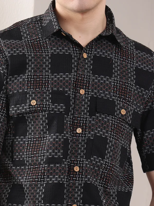 Black_&_Golden_Half_Sleeve_Checked_Summer_Shirt_For_Men