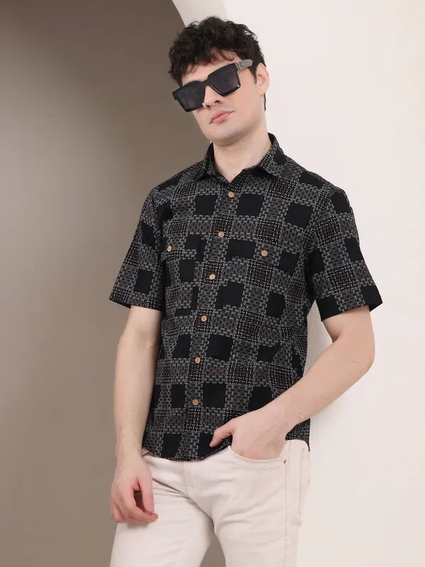 Black_&_Golden_Half_Sleeve_Checked_Summer_Shirt_For_Men