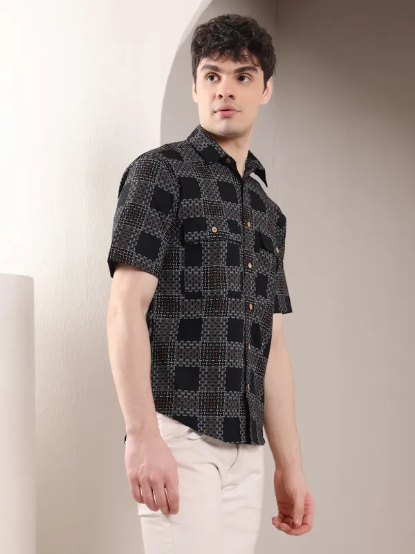 Black_&_Golden_Half_Sleeve_Checked_Summer_Shirt_For_Men