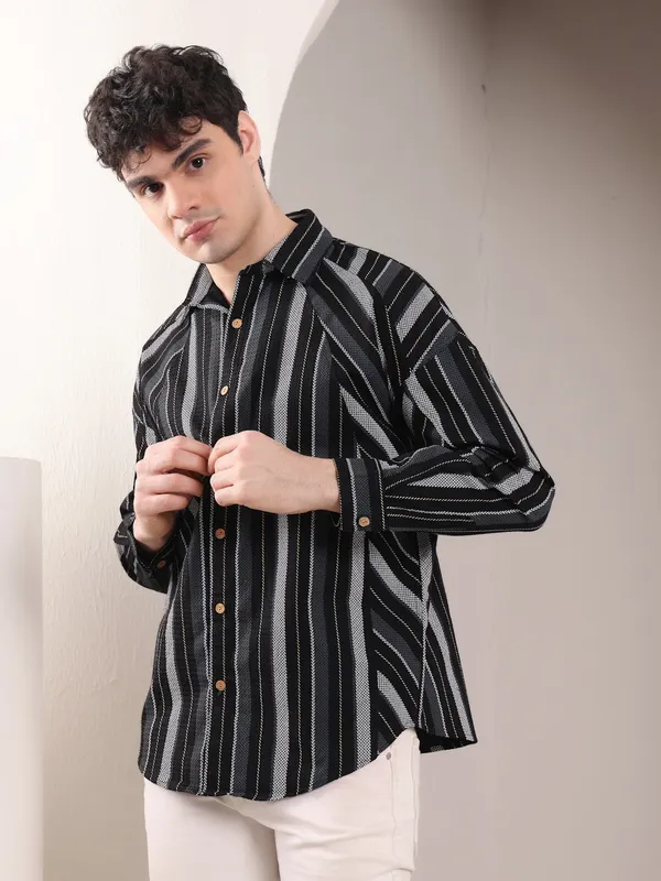 Black_Cotton_Full_Sleeve_Down_Shoulder_Printed_Shirts_For_Men