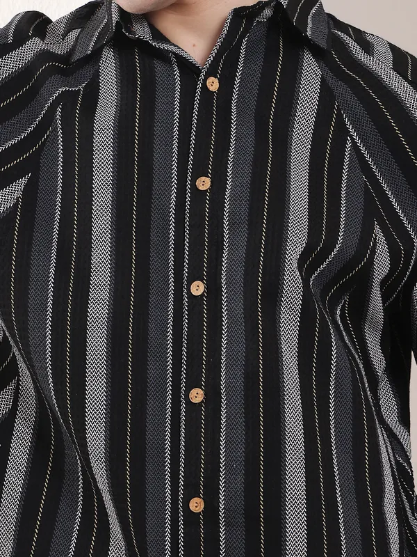 Black_Cotton_Full_Sleeve_Down_Shoulder_Printed_Shirts_For_Men