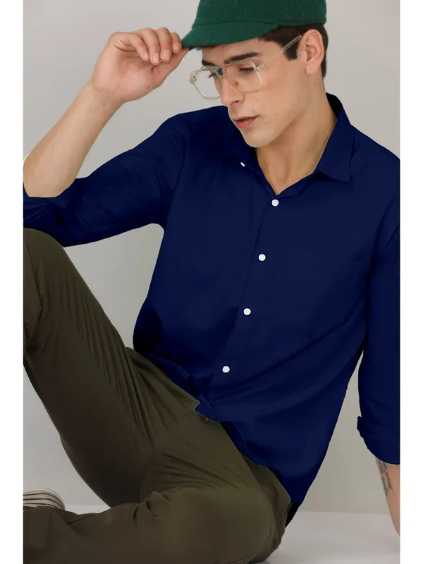 Navy_Blue_Cotton_Full_Sleeve_Classic_Formal_Plain_Shirts_For_Men