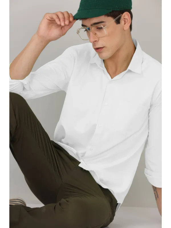 Pearl_White_Cotton_Full_Sleeve_Formal_Plain_Shirts_For_Men