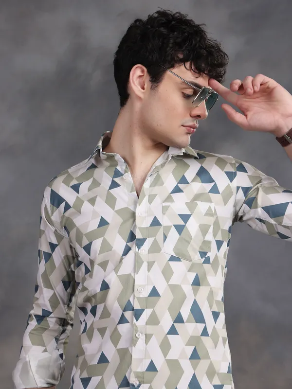 Olive_Green_&_White_Triangle_Lycra_Print_Cotton_Shirt_For_Men
