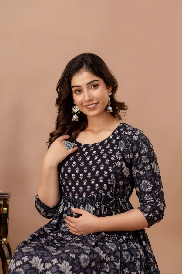 Black_Maternity_and_Feeding_Gown_for_women_|_Pure_Cotton_Sanganeri_Print_Gown