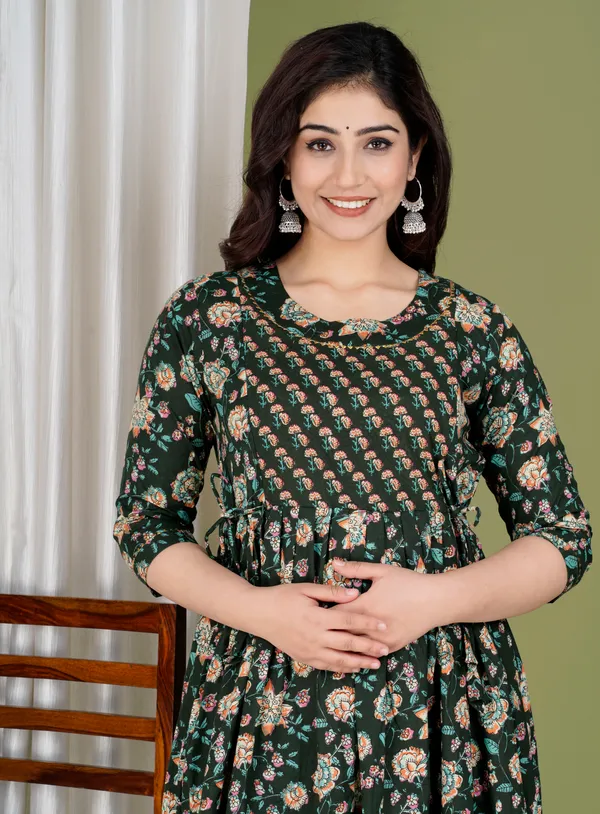 Black_Maternity_and_Feeding_Gown_for_women_|_Pure_Cotton_Sanganeri_Print_Gown