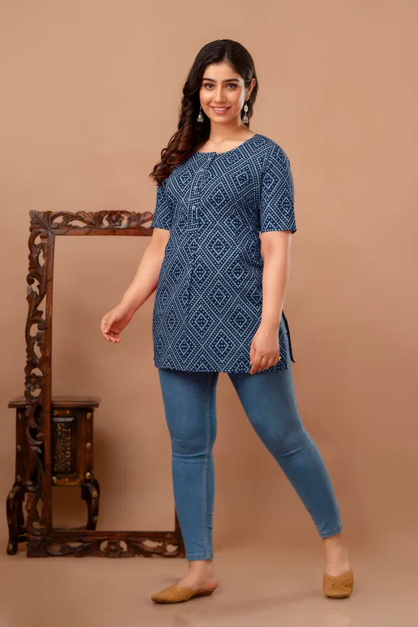 Blue_Classic_Regular_Fit_Solid_Kurti_Top_For_Girl