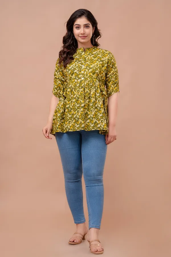 Green_Classic_Regular_Fit_Solid_Short_Top_For_Women