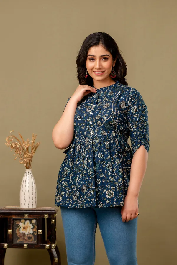 DARK_BLUE_Classic_Regular_Fit_Solid_Short_Top_For_Women