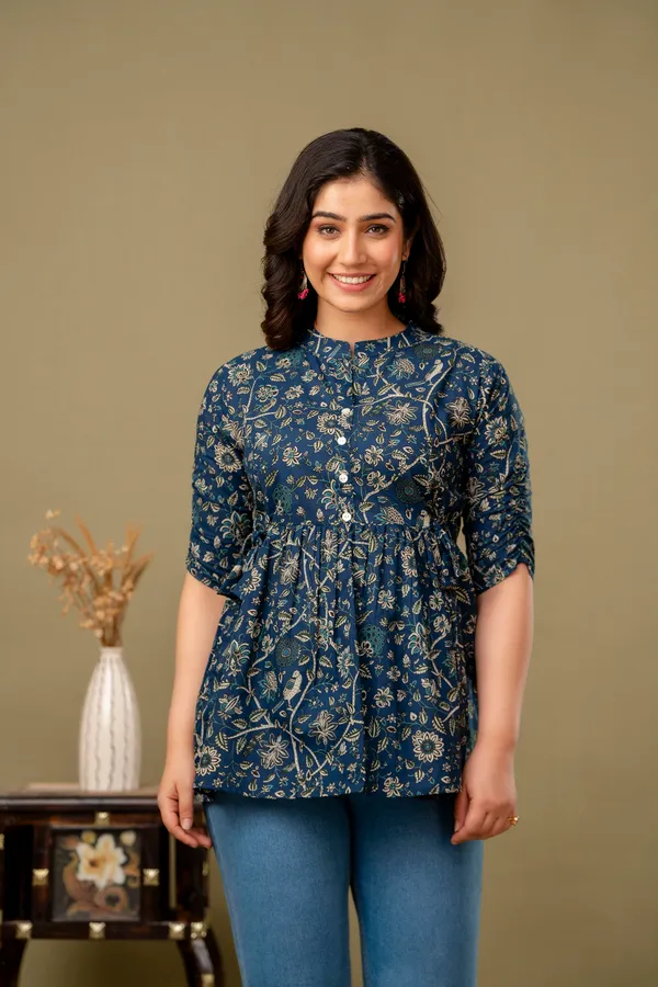 DARK_BLUE_Classic_Regular_Fit_Solid_Short_Top_For_Women
