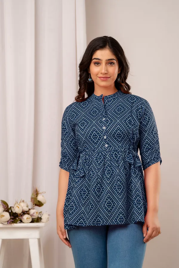 DARK_BLUE_Classic_Regular_Fit_Solid_Short_Top_For_Women