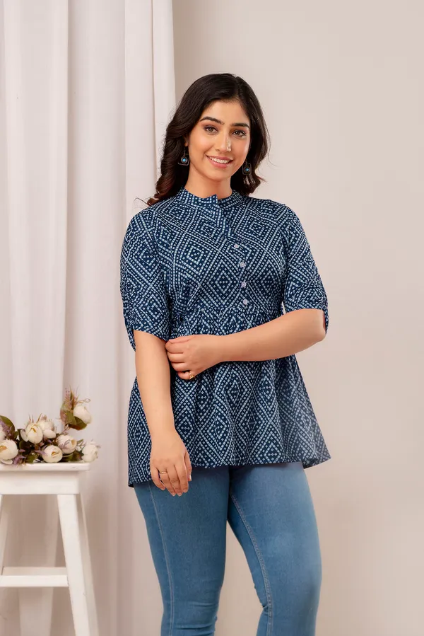 DARK_BLUE_Classic_Regular_Fit_Solid_Short_Top_For_Women